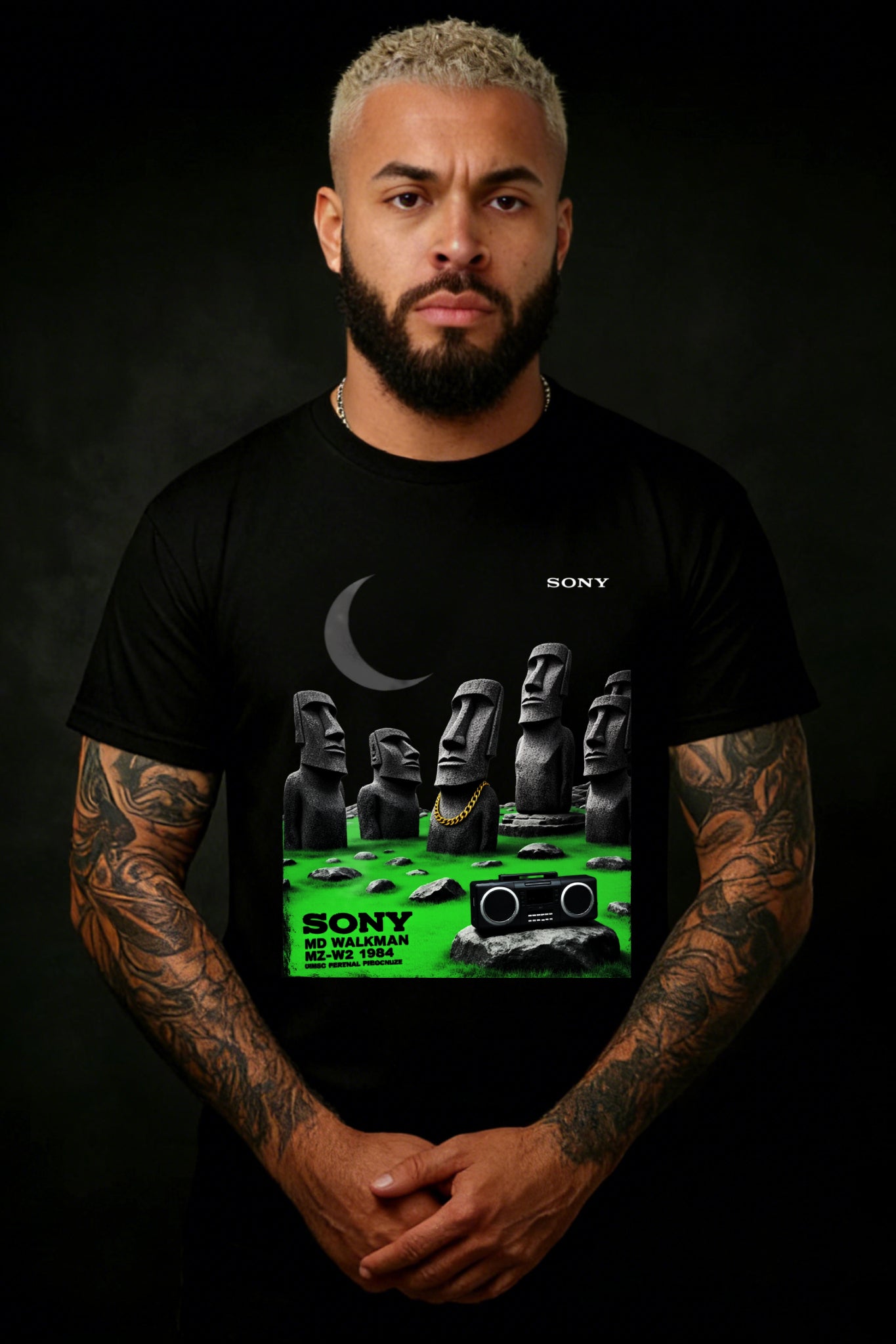 Casual Streetwear Style Men's T-Shirt Moai Statues And Sony Walkman Design Summer And Autumn Wear Gift For Music Lovers And Pop Culture Enthusiasts